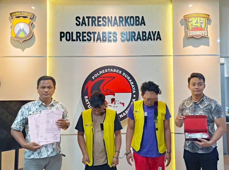 Polrestabes Surabaya Amankan Kakak Adik Diduga Edarkan Narkoba